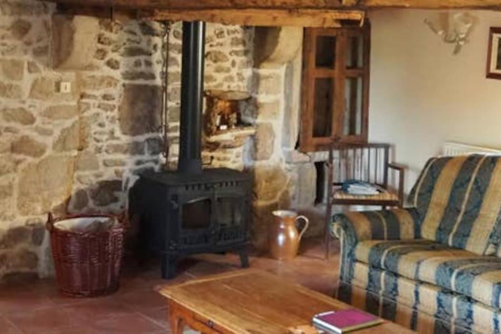 Two Hoots - Farmhouse With Summer Pool. Châteauponsac 外观 照片